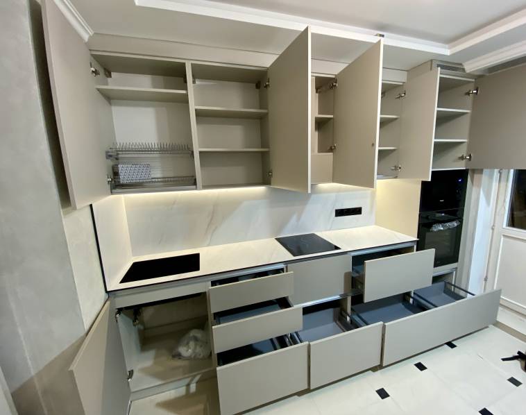 Кухня AGT Supramat Safari Grey (3020) и Sahara Cream (3019) - заказ Л143 зов Шампань Светло-серый Под мрамор Бежевый Ваниль Матовый 7